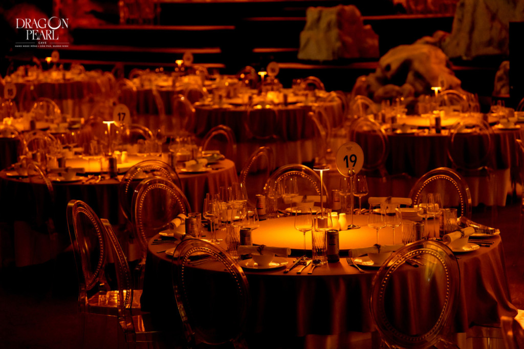 Dragon Pearl Cave Show and Dining Experience (Dragon Pearl Cave Show + Premium Dinner (6:00 PM)) - 2