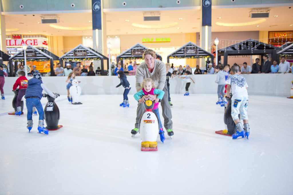 Dubai Ice Rink (Evening Admission) - 3
