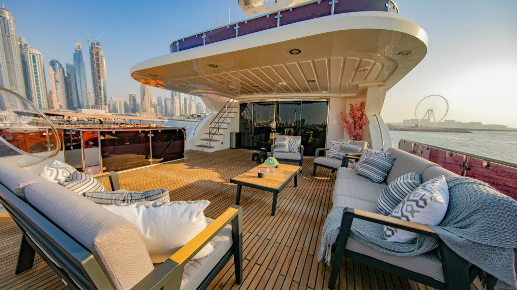Dubai Marina Luxury Super Yacht Cruise (Dubai Marina Luxury Super Yacht - Nightfall Cruise) - 2