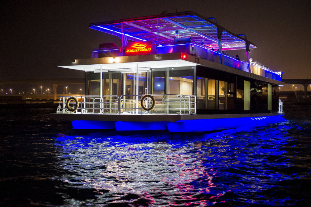 Dubai Marina Sunset or Dinner Cruise with Live Music (Dubai Luxury Dinner Cruise) - 1