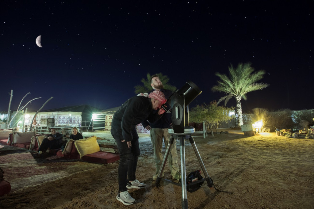 Dubai Private Night Safari Tour with Astronomy Session (Dubai Private Night Safari and Astronomy Tour (6 Pax)) - 1