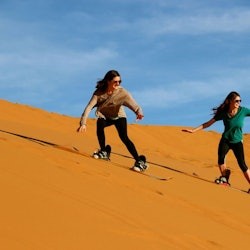 Dubaj: safari na pustyni o zachodzie słońca, kąpiel na wydmach i sandboarding + kolacja przy grillu - 3