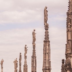 Duomo di Milano: Guided Tour + Rooftop Access - 2