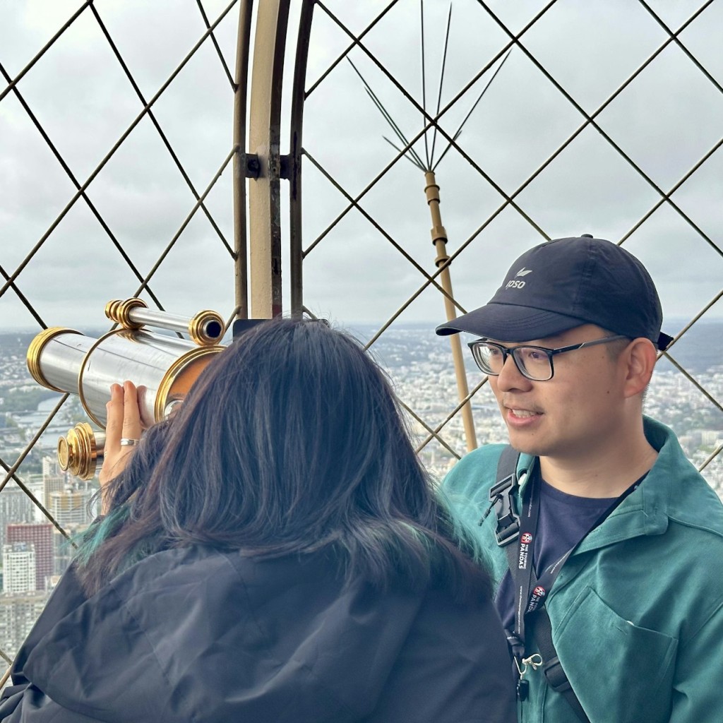 Eiffel Tower: Guided Tour + 2nd Floor & Summit Access by Elevator - 2
