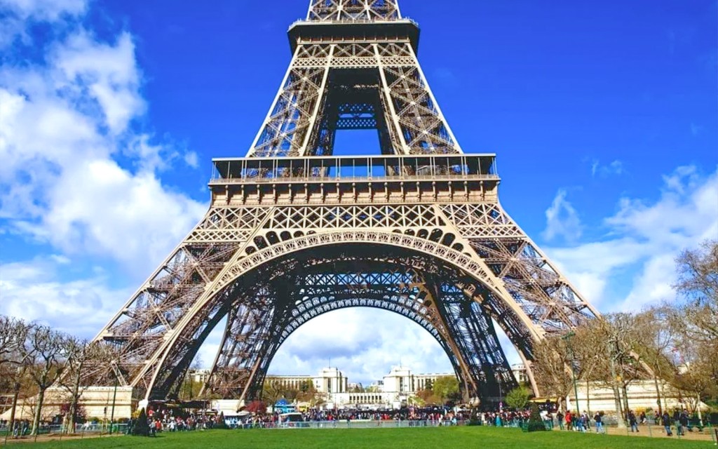 Combo: Eiffel Tower Guided Tour by Elevator with Seine River Cruise (Guided Tour to Summit + Seine River Cruise) - 1