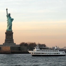 Empire State Building & Ellis Island: Entry, Cruise + 24-Hr Hop-on Hop-off Bus - 2