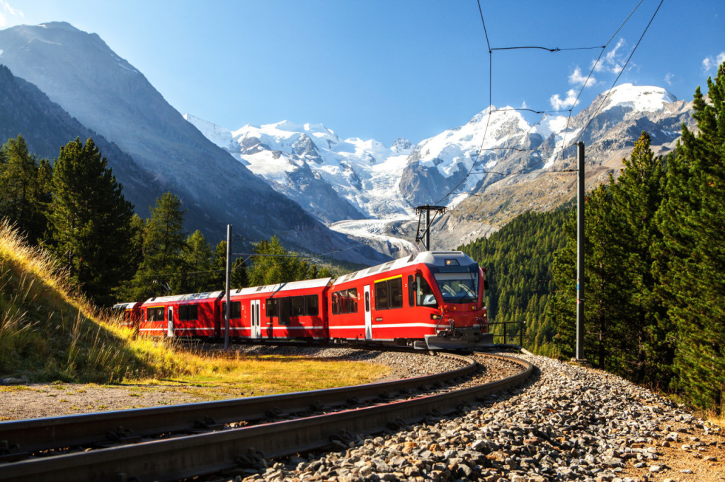 Eurail Global Pass Family Card (Non-Consecutive Days) (Eurail Global Pass Family Card Flex - 4 Days (First Class)) - 1