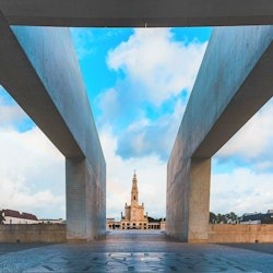 Fátima Sanctuary: Small-Group Day Trip from Lisbon - 1