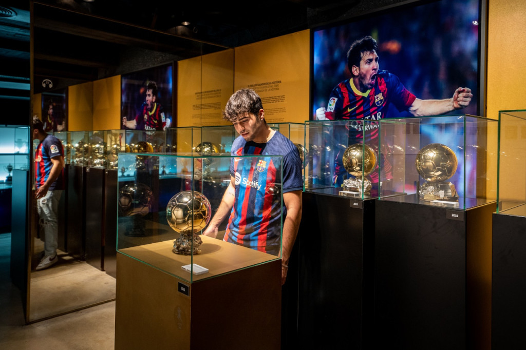 FC Barcelona Museum Guided Tour - 1