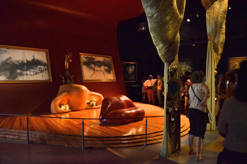 Figueres Dali Theatre & Museum Entry Ticket - 2