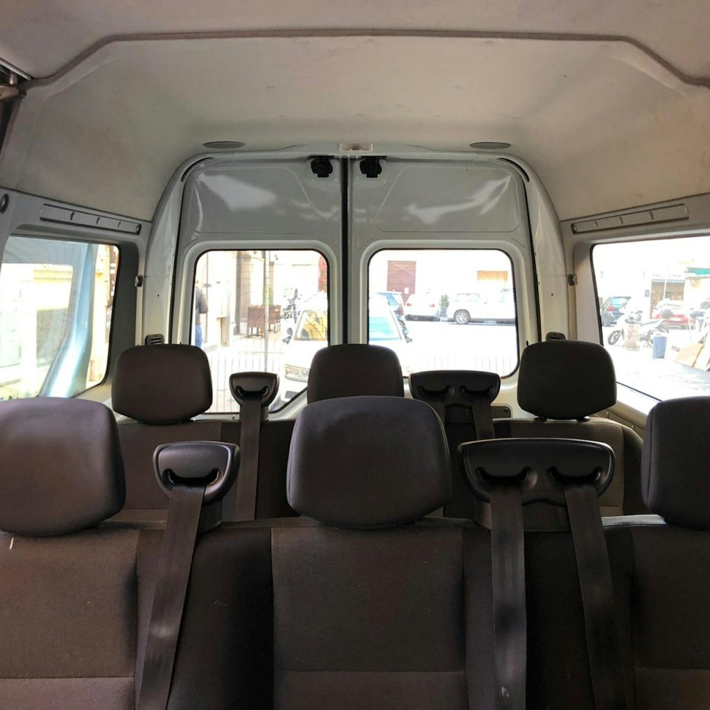 Fiumicino Airport: minivan transferowy do/z hotelu w Rzymie - One Way - 1