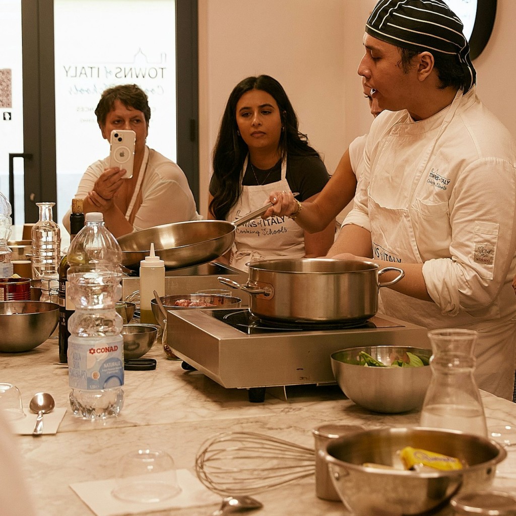 Florence: Wanna Be Italiano - The Original Cooking Class with Local Market Tour - 1