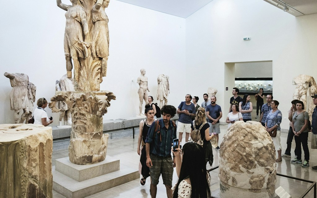 De Atenas: Viagem de um dia para o sítio e museu de Delfos (Guided Tour with Transfers, Entry Tickets, & Lunch) - 3