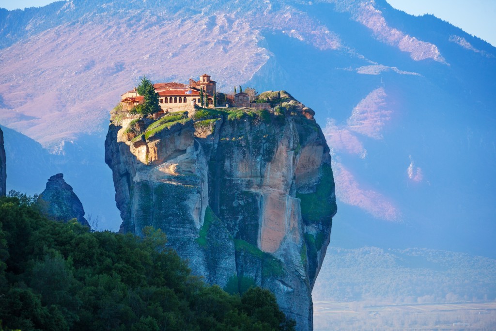 From Athens: Meteora Day Trip with 6 Languages Audioguide - without lunch - 2