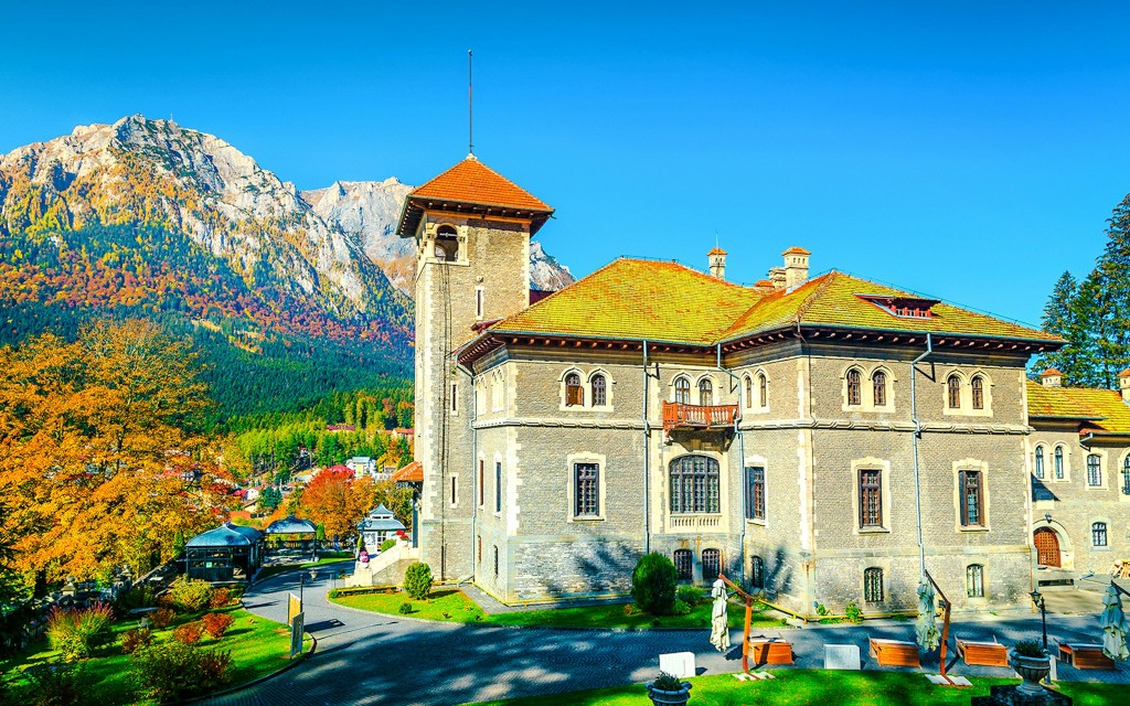 Von Brasov: Peles Schloss & Cantacuzino Schloss (Mittwoch Schloss) Tagestour (Peles and Cantacuzino Castles Small Group Day Tour from Brasov) - 2