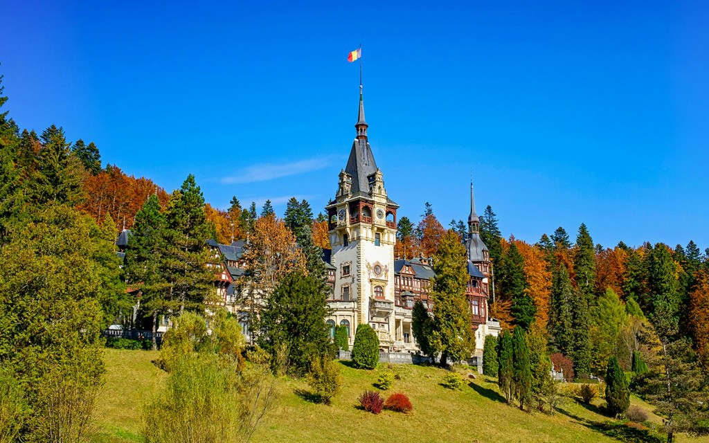 Von Bukarest aus: Schloss Bran, Schloss Peles, & Brasov Kleingruppen-Führung
(General) - 3