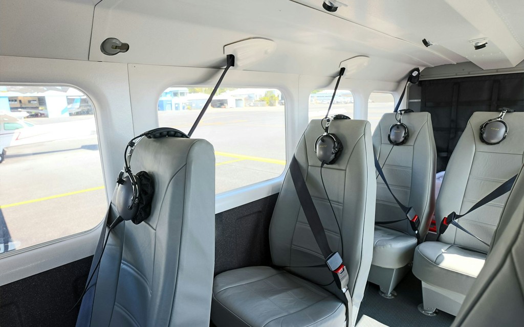 Outer Great Barrier Reef: 40-minütiger Rundflug von Cairns aus (40 minutes scenic flight ) - 2