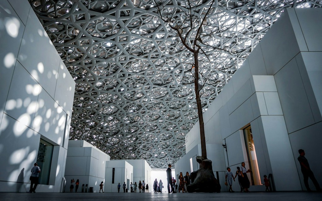 Desde Dubai: Visita de un día a Abu Dhabi con el Museo del Louvre y la Gran Mezquita Sheikh Zayed (Abu Dhabi City Tour + Louvre Museum (Shared from Dubai)) - 2