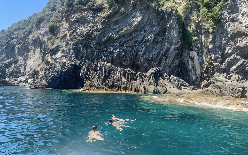 From La Spezia: Cinque Terre Guided Boat Tour with Skipper (Shared Boat Tour) - 3