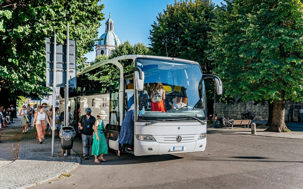 Z Mediolanu: Jezioro Como, Lugano i Bellagio autobusem z prywatną wycieczką łodzią (English Guided Tour) - 1