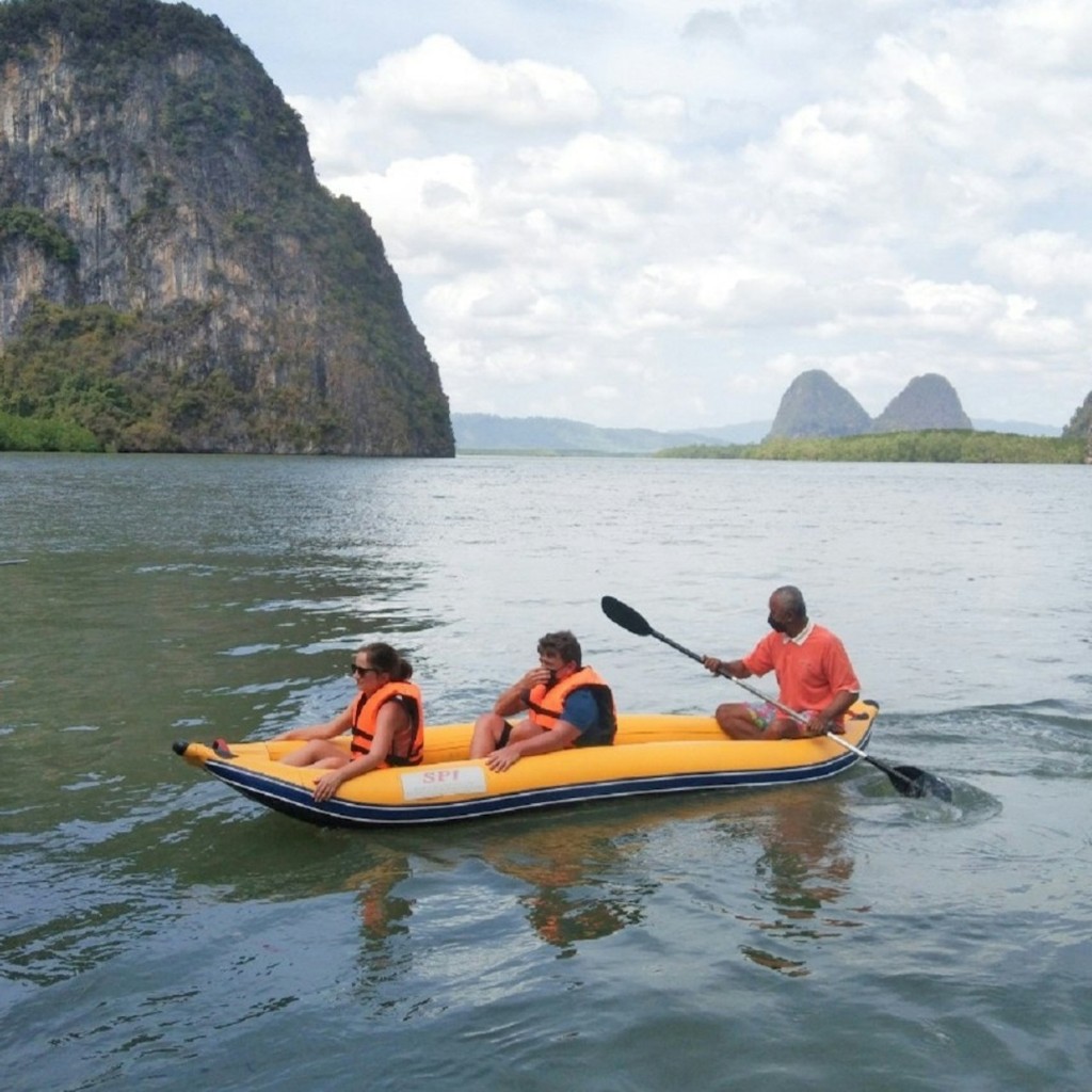 Da Phuket: Tour di un'intera giornata sull'isola di James Bond e in canoa con una barca a coda lunga - 2