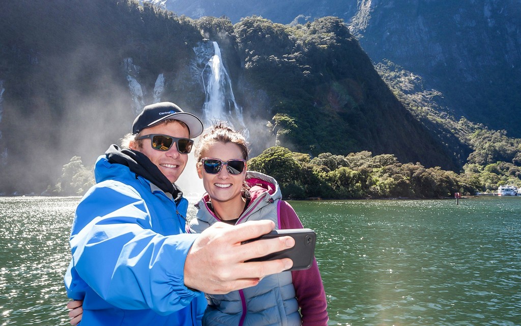 From Queenstown: Milford Sound Day Trip with Cruise, & Return Transfers (Premium Small Group Tour with Boutique Boat Cruise) - 1