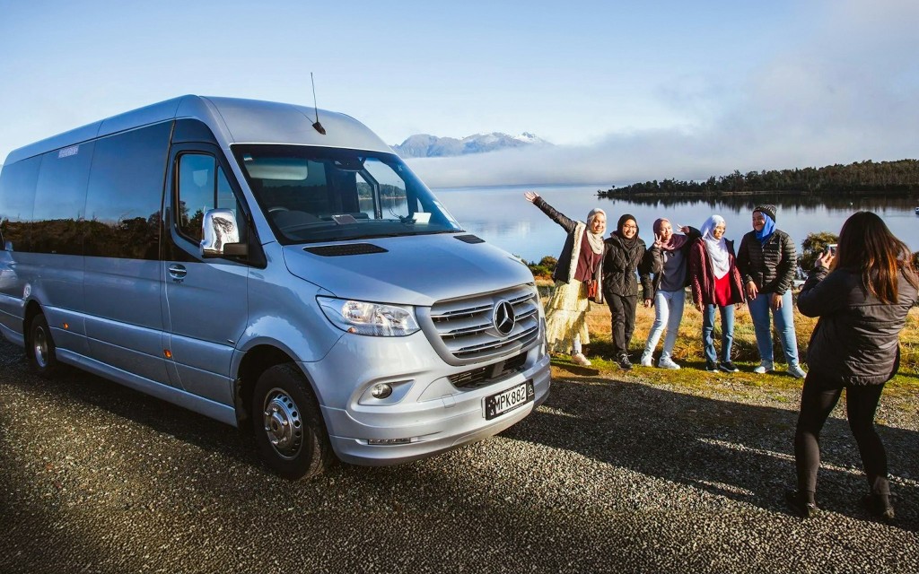From Queenstown: Milford Sound Day Trip with Cruise, & Return Transfers (Premium Small Group Tour with Boutique Boat Cruise) - 3