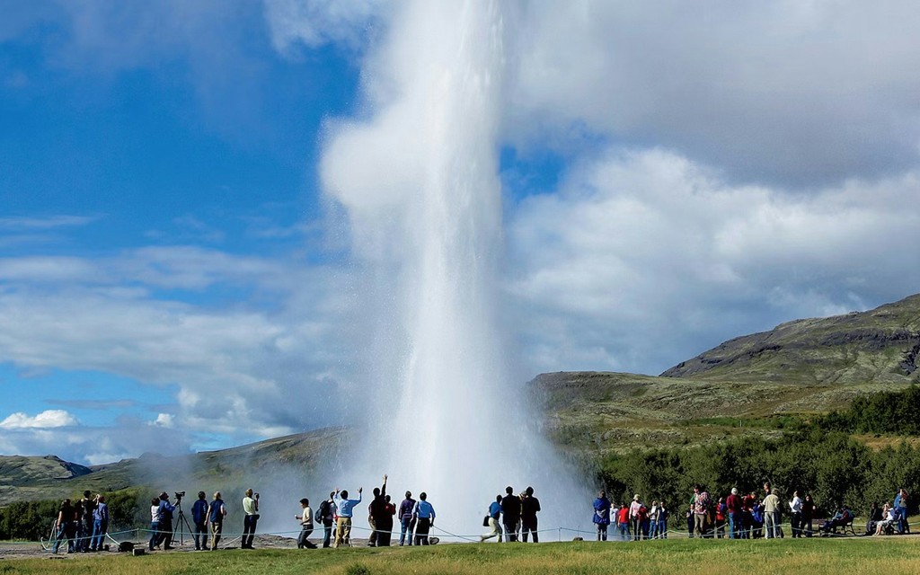 From Reykjavik: Golden Circle Full-Day Guided Tour (Golden Circle Tour + Transfers) - 1