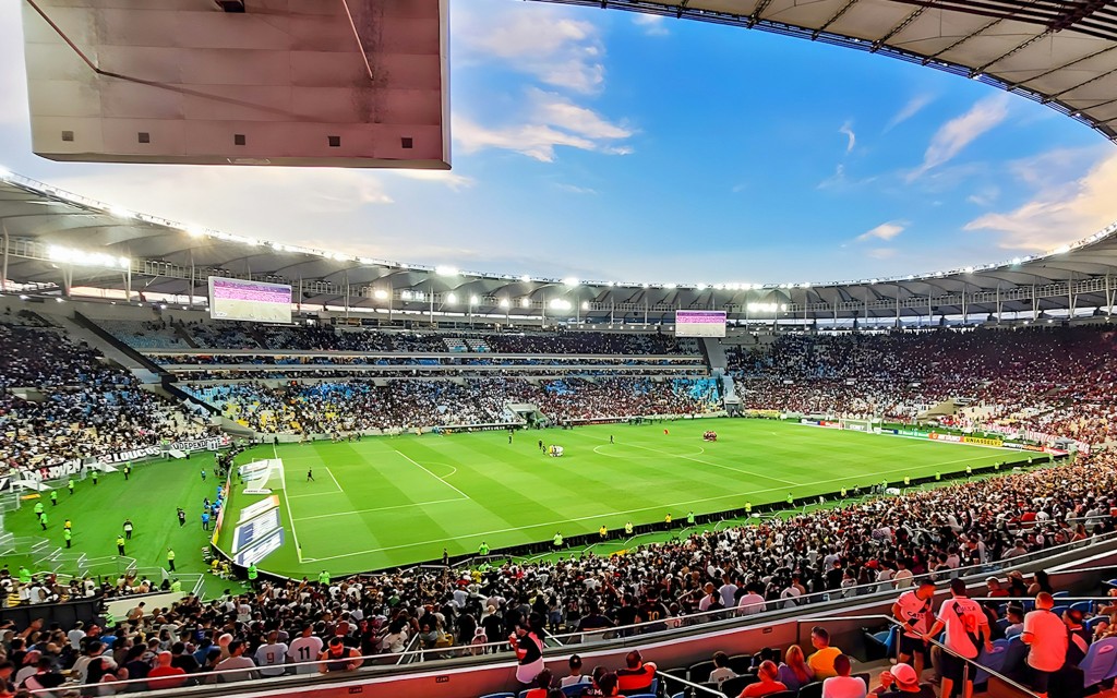 Ab Copacabana Palace: Fußballspiel im Maracanã-Stadion mit privatem Transport (Football match ticket + Transportation) - 3