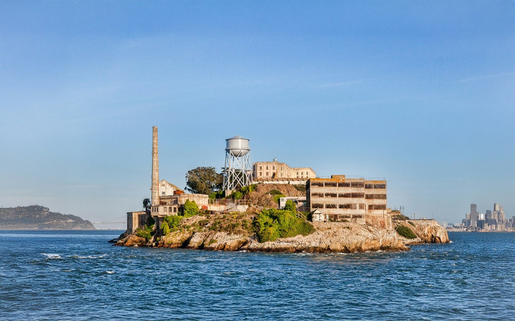 From San Francisco: Alcatraz, Aquarium of the Bay, & Napa/Sonoma Wine Country 2-Day Trip (Alcatraz Night Tour with Aquarium & Napa/Sonoma Wine Country) - 2