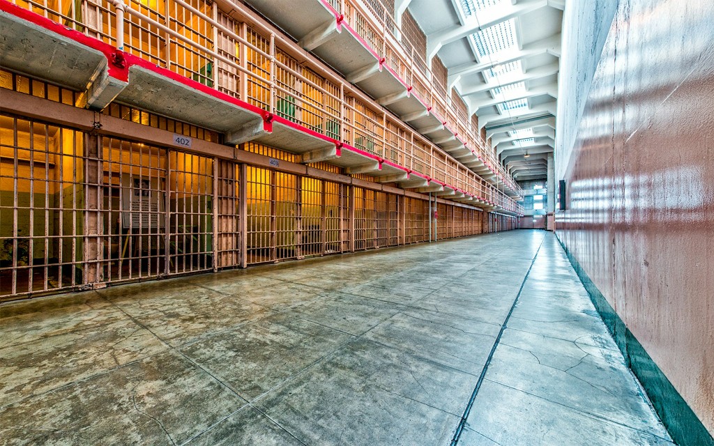 From San Francisco: Alcatraz, Aquarium of the Bay, & Napa/Sonoma Wine Country 2-Day Trip (Alcatraz Night Tour with Aquarium & Napa/Sonoma Wine Country) - 3