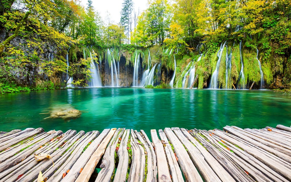 Ab Trogir: Ganztägige geführte Tour durch den Nationalpark Plitvicer Seen (From Trogir: Plitvice Lakes Guided Group Tour) - 3