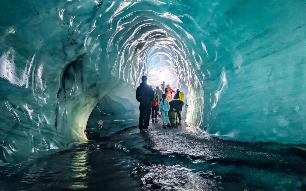 From Vik: Katla Ice Cave & Super Jeep Tours (From Vik: Katla Ice Cave & Super Jeep Tour) - 3