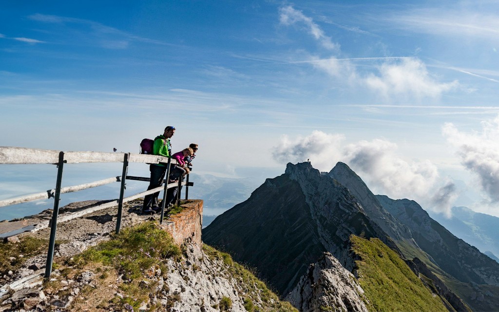 Ab Zürich: Goldene Rundfahrt zum Pilatus mit Schifffahrt auf dem Vierwaldstättersee (Guided tour in English) - 2