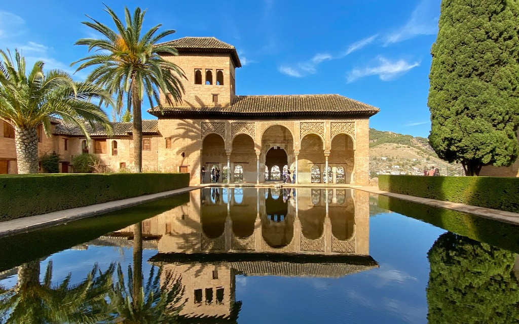 Full-Day Guided Tour of Alhambra with Transfers from Malaga (Granada Alhambra ) - 1