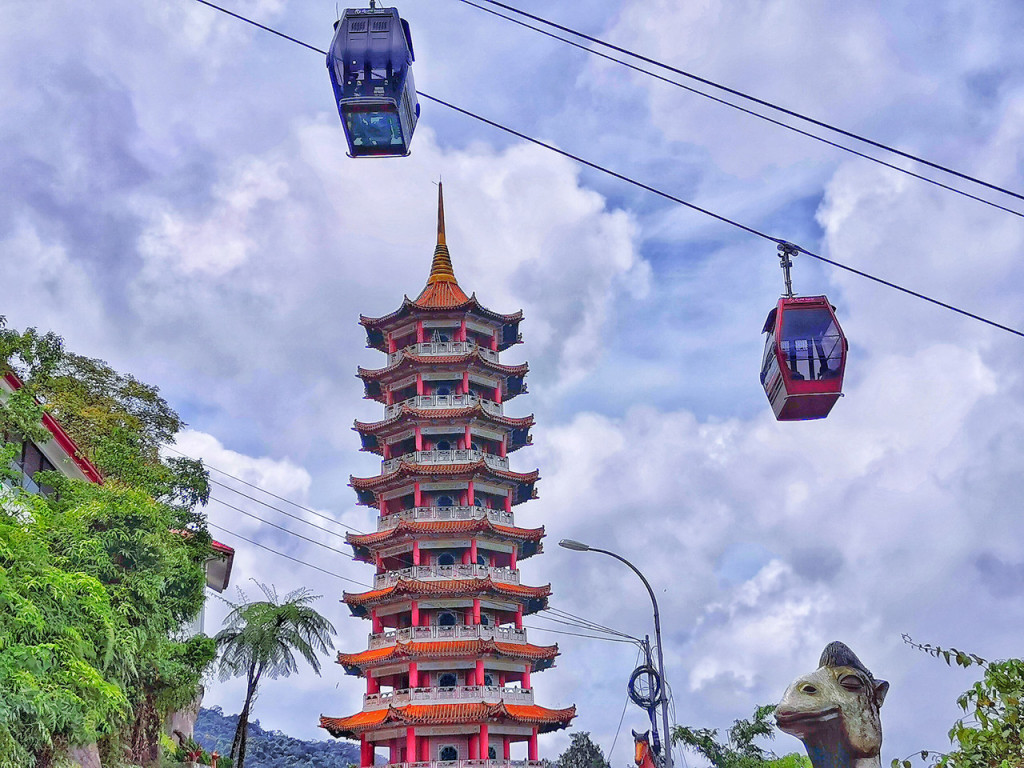 Genting Highlands and Batu Caves Full-Day Tour from Kuala Lumpur (Genting Highlands and Batu Caves Guided Tour from Kuala Lumpur in English (Solo Traveller)) - 1