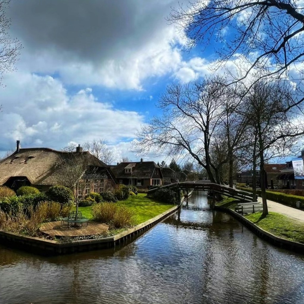 Giethoorn, Afsluitdijk & Zaanse Schans: Day Trip from Amsterdam - 3