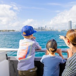 Costa Daurada: Creuer turístic de 2 hores des de Surfers Paradise - 1