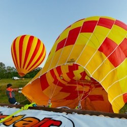 Gold Coast: Hot Air Balloon Experience + Drink - 3