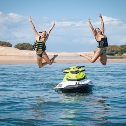 Gold Coast Jet Ski Safari + Parasailing Combo: 30 Minutes - 2