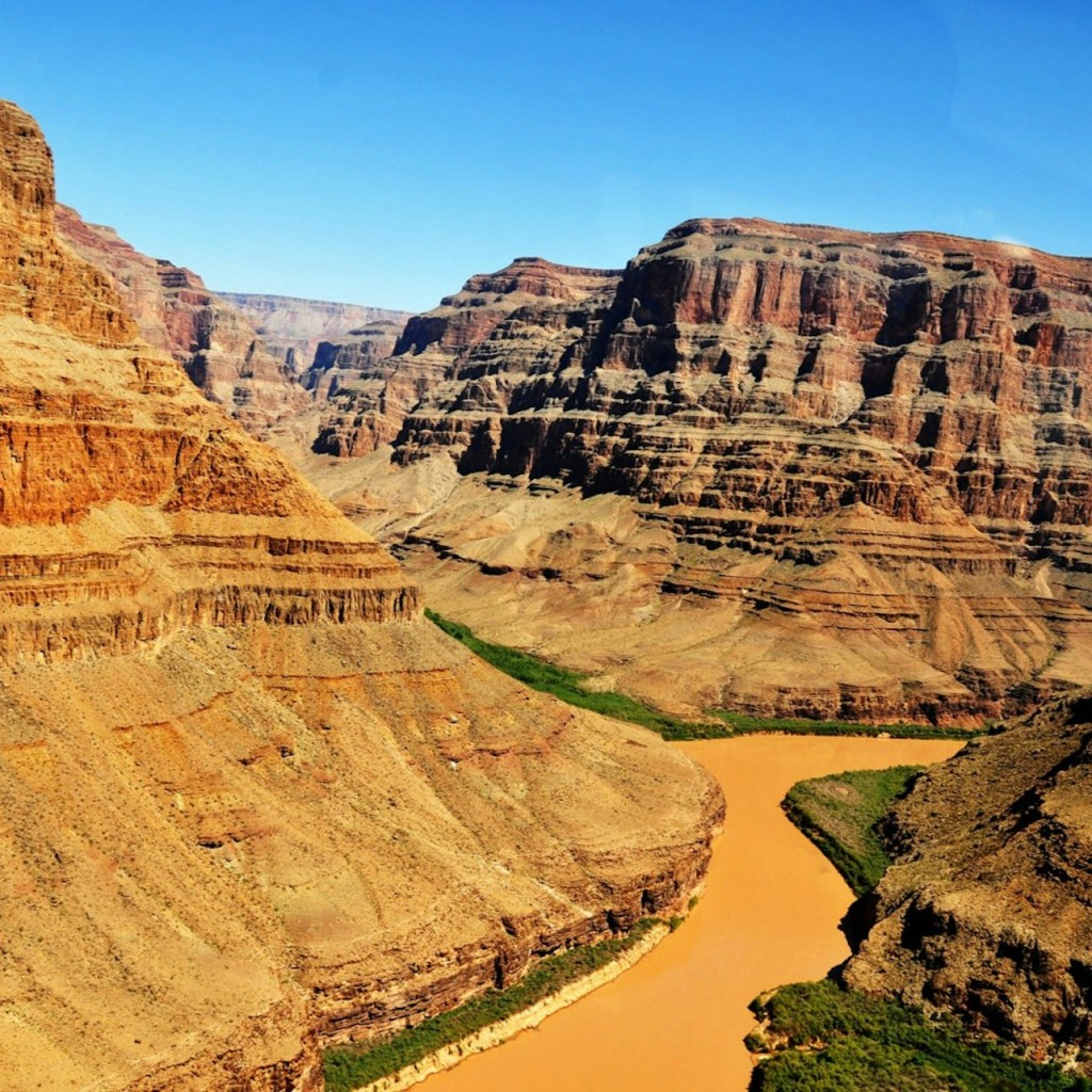 Grand Canyon Ovest e diga di Hoover: Tour guidato da Las Vegas + Skywalk opzionale - 2