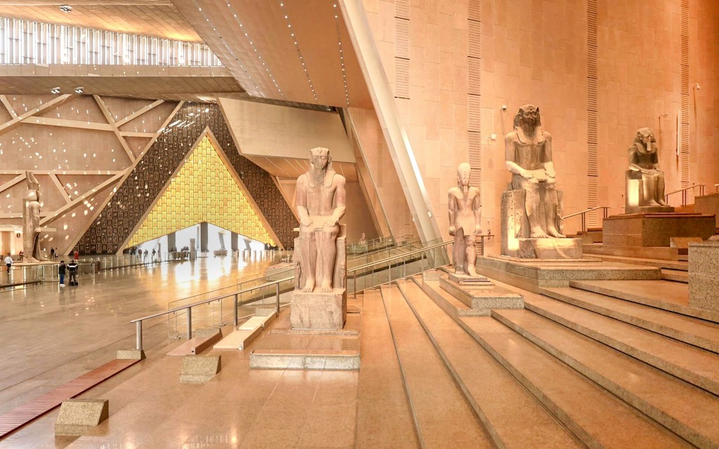 Grand Egyptian Museum: geführte Museumstour mit Schnelleinlass-Tickets und Hoteltransfers (Private Tour + Lunch) - 3