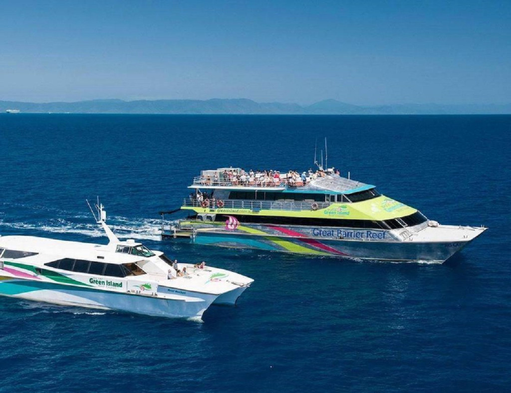Green Island Reef Full-Day Cruise (Green Island Reef Full-Day Cruise with Semi-Submarine Tour (9:00 AM Departure)) - 2