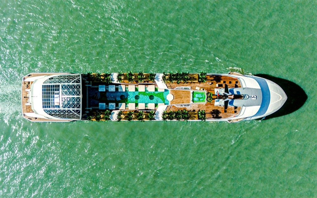 Ha Long Bay Ultra-Luxus-Schifffahrt mit 4-Deck-Yacht & Gourmet-Küche (Depart from Hanoi) - 1
