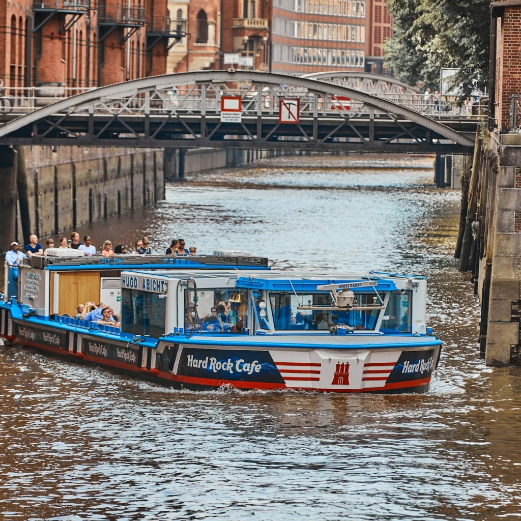 Hambourg : 1 heure de croisière dans le port + audioguide - 3