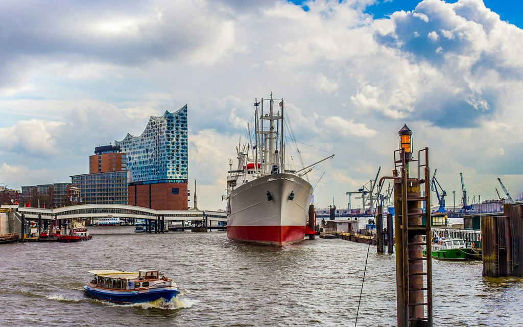 Hamburger Bootstour mit Live-Kommentar (1h Harbor Boat Tour) - 3