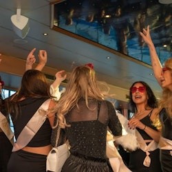 Hamburg: Elbe River Saturday Night Boat Party - 1