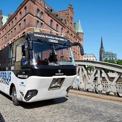 Hamburg: Guided Amphibious Bus Tour - 2