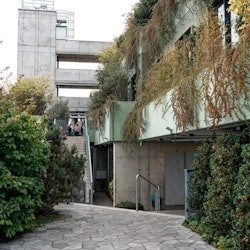 Hamburg: St. Pauli Green Bunker Guided Tour - 3