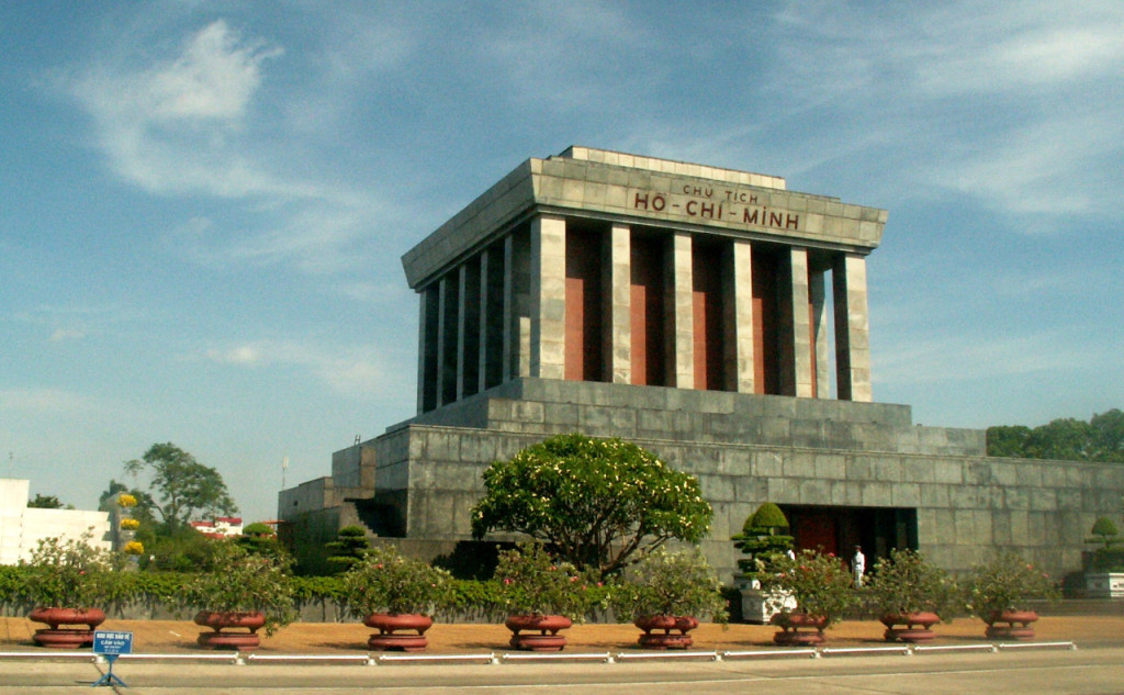 Hanoi Highlights City Tour: Ho Chi Minh Mausoleum, Temple of Literature, Tran Quoc Pagoda (Hanoi Highlights City Tour by Car (2-5 Persons) with Cyclo Ride - Afternoon) - 3